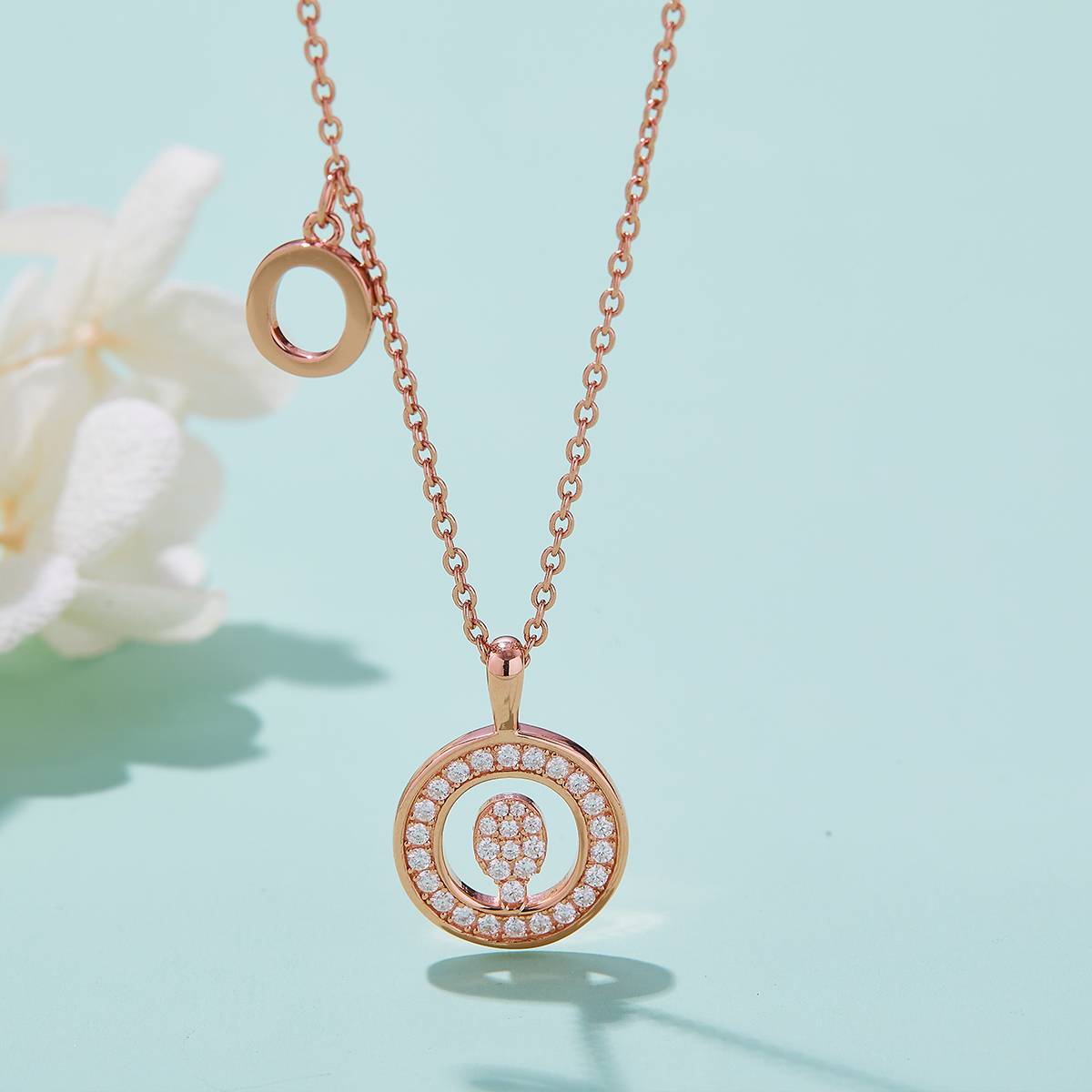 O pendant S925 silver plated rose gold Moissanite light luxury letter necklace